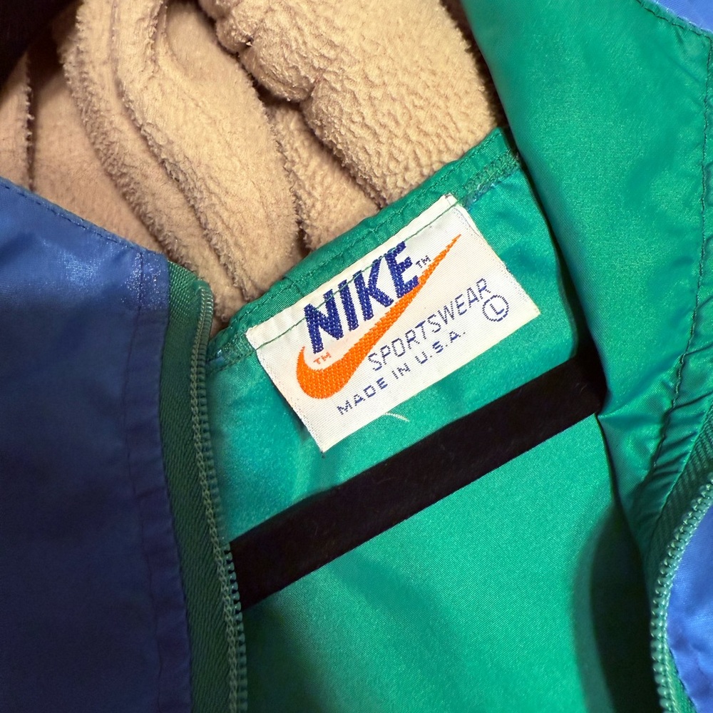 Vintage Nike White Tag Men's Green and Blue Quarter Zip Windbreaker - Picture 2 of 3